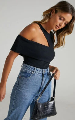 Showpo Lilah Asymmetric Cut Out Top In Black 14 Showpo Lilah Asymmetric Cut Out Top In Black -Showpo Women's Clothing Store Lilah Asymmetric Short Sleeve Top in Black 2528ST21100001012529 9