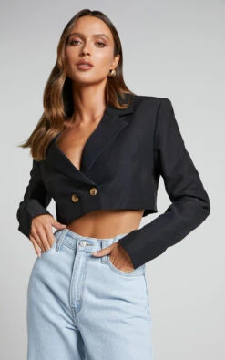 Showpo Lorena Cropped Double Breasted Blazer In Black 12 Showpo Lorena Cropped Double Breasted Blazer In Black -Showpo Women's Clothing Store Lorena Cropped Double Breasted Blazer in Black 5