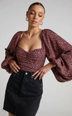 Showpo Lorreta Bodysuit - Long Sleeve Sweetheart Bodysuit In Pink Floral