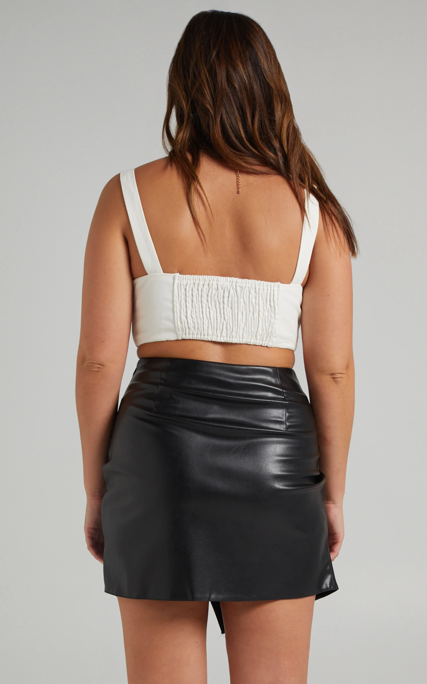 Showpo Ohganda V Neck Corset Top In White 8 Showpo Ohganda V Neck Corset Top In White - Image 8