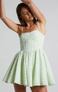 Showpo Madelyn Mini Dress - Fit And Flare Corset Dress In Mint Green Gingham 11 Showpo Madelyn Mini Dress - Fit And Flare Corset Dress In Mint Green Gingham -Showpo Women's Clothing Store Madelyn Corset Mini Dress in Green 3