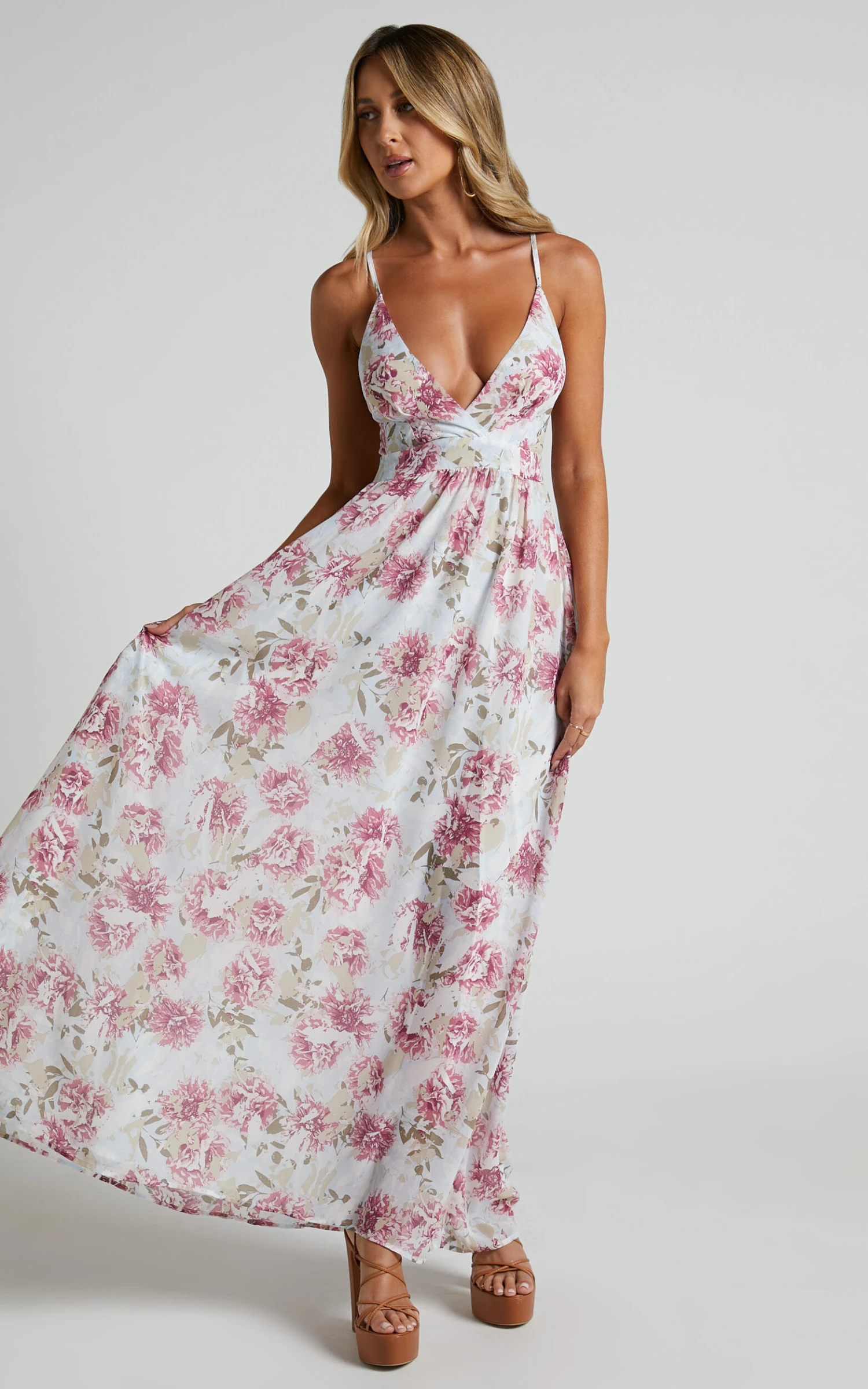 Showpo Namrah Formal Maxi Dress In White Floral 5 Showpo Namrah Formal Maxi Dress In White Floral - Image 5