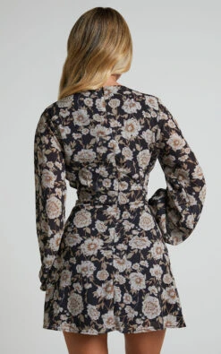 Showpo Negroni Dress In Golden Floral 12 Showpo Negroni Dress In Golden Floral -Showpo Women's Clothing Store Negroni Dress in Golden Floral 5