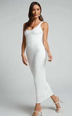 Showpo Novida Midi Dress - Textured Bodycon Dress In White 15 Showpo Novida Midi Dress - Textured Bodycon Dress In White -Showpo Women's Clothing Store Novida Midi Dress Textured Bodycon Dress in White 6