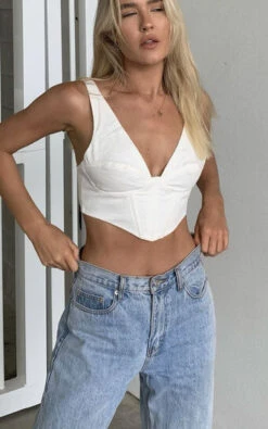 Showpo Ohganda V Neck Corset Top In White