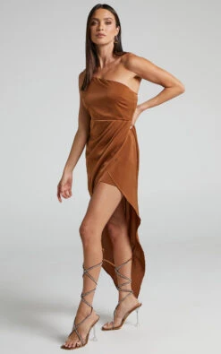 Showpo Parker Asymmetric Drape Front One Shoulder Maxi Dress In Bronze 7 Showpo Parker Asymmetric Drape Front One Shoulder Maxi Dress In Bronze -Showpo Women's Clothing Store Parker Asymmetric Drape Front Dress in Bronze 2528SD22050014012529 2