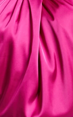 Showpo Perry Top - Halter Neck Twist Top In Magenta 17 Showpo Perry Top - Halter Neck Twist Top In Magenta -Showpo Women's Clothing Store Perry Top Halter Neck Twist Top in Magenta 9