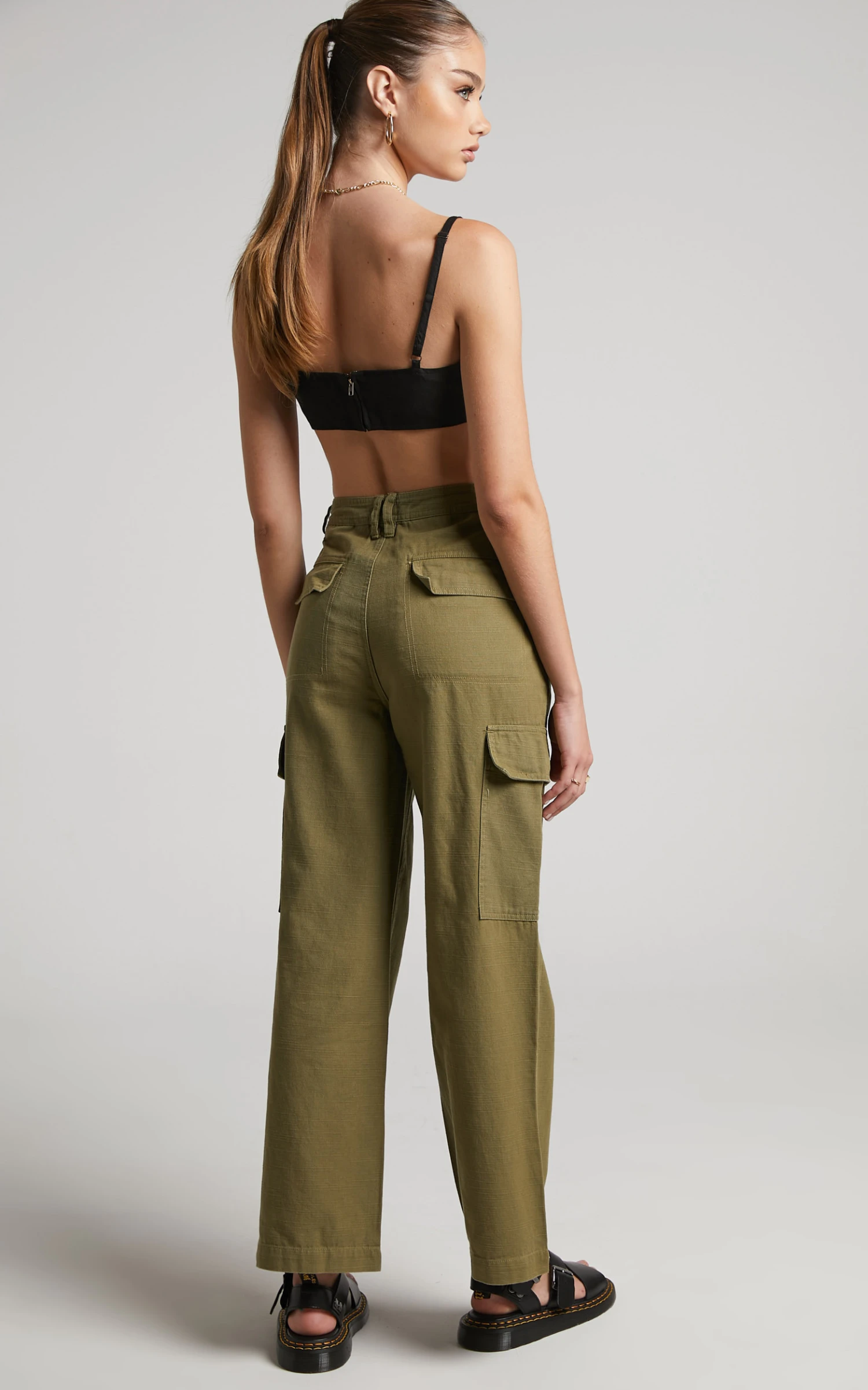 Showpo Radley Pants - Mid Rise Cargo Pants In Khaki 7 Showpo Radley Pants - Mid Rise Cargo Pants In Khaki - Image 7