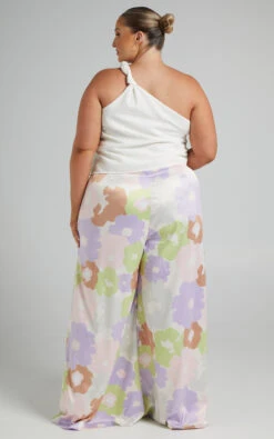 Showpo Leighton High Waisted Wide Leg Pants In Lumiere Floral -Showpo Women's Clothing Store RILEY X LUCY X ANTHONY 26.11.2154987