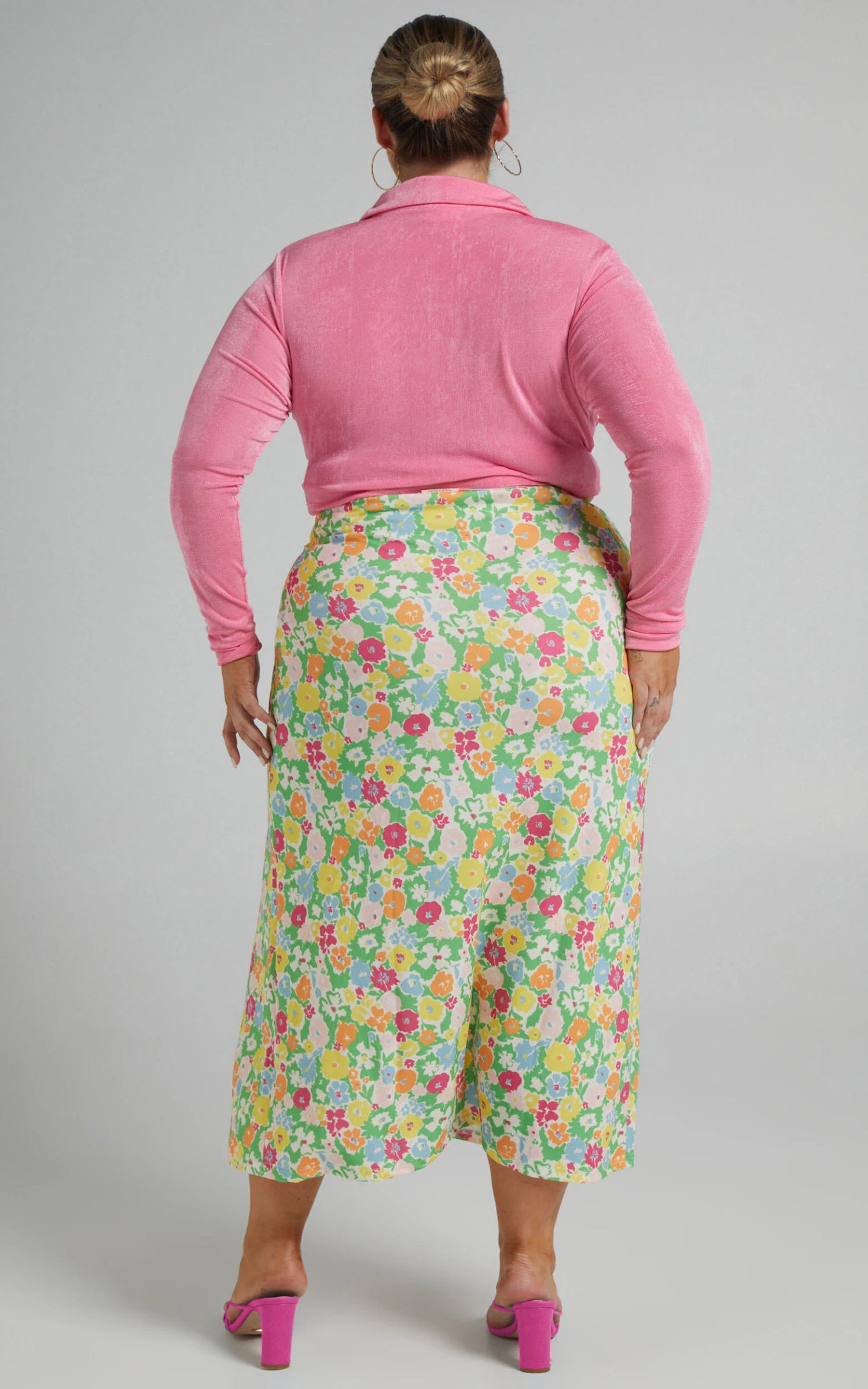 Showpo Dannie Floral Midi Skirt In Posey Floral 9 Showpo Dannie Floral Midi Skirt In Posey Floral - Image 9