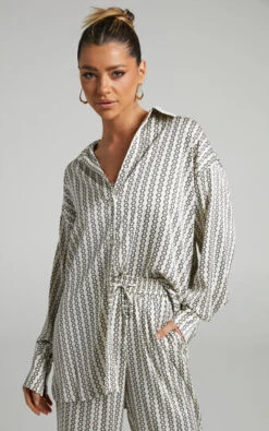 Showpo Rosetti Relaxed Button Down Longline Shirt In Chain Print