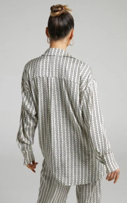 Showpo Rosetti Relaxed Button Down Longline Shirt In Chain Print 12 Showpo Rosetti Relaxed Button Down Longline Shirt In Chain Print -Showpo Women's Clothing Store Rosetti Button Down Longline Shirt in Chain Print 2528ST22070032012529 5