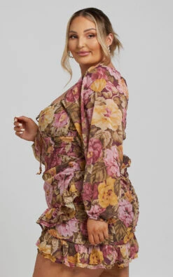 Showpo Grizela Gathered Bust Long Sleeve Mini Dress In Classic Floral 16 Showpo Grizela Gathered Bust Long Sleeve Mini Dress In Classic Floral -Showpo Women's Clothing Store September 10 21 ShowPo0407