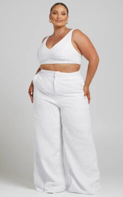 Showpo Adelaide Two Piece Wide Leg Set In White 11 Showpo Adelaide Two Piece Wide Leg Set In White -Showpo Women's Clothing Store September 10 21 ShowPo0810