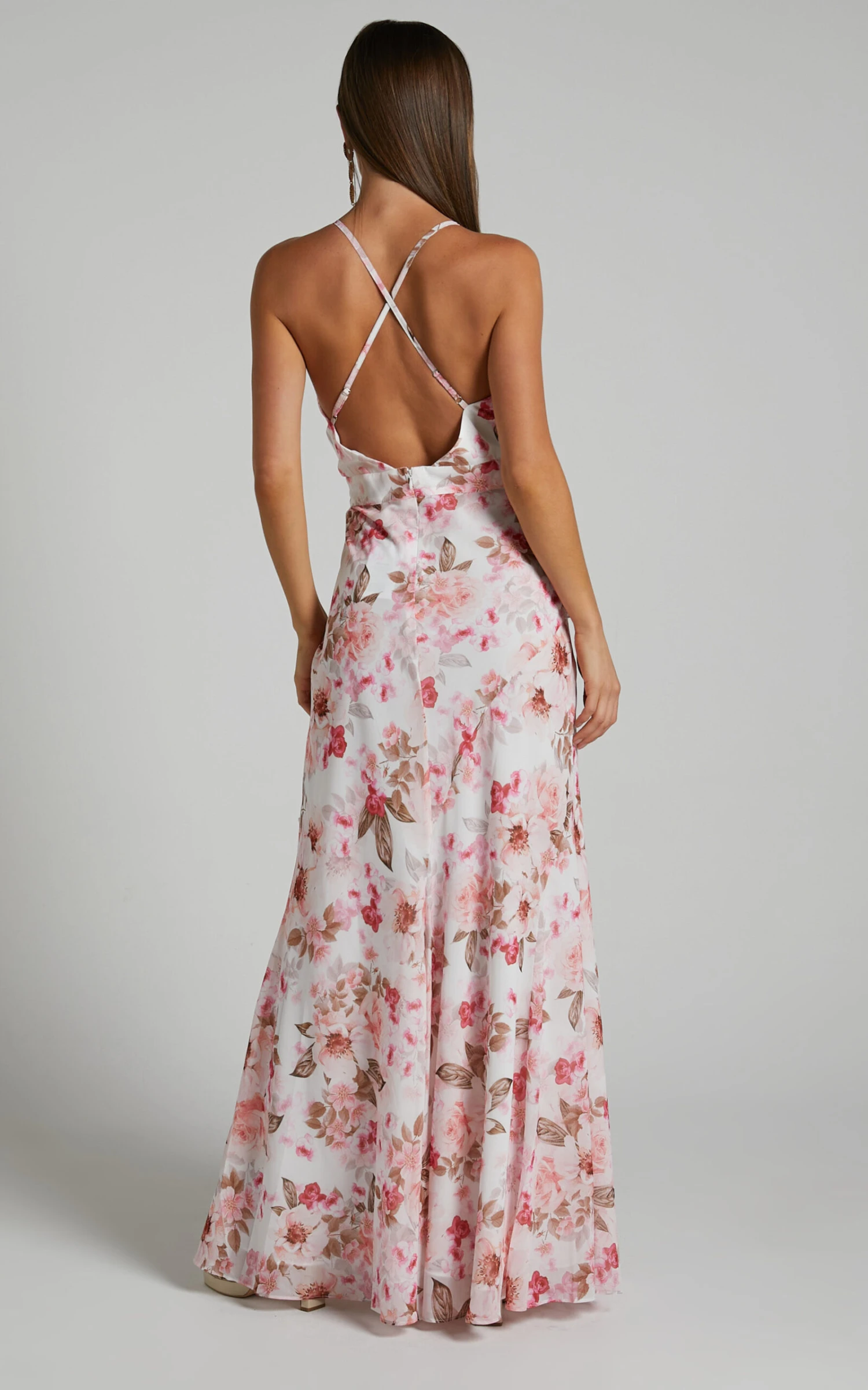 Showpo Suanie Ruffle Detail Tiered Maxi Dress In Bouquet Floral 3 Showpo Suanie Ruffle Detail Tiered Maxi Dress In Bouquet Floral - Image 3