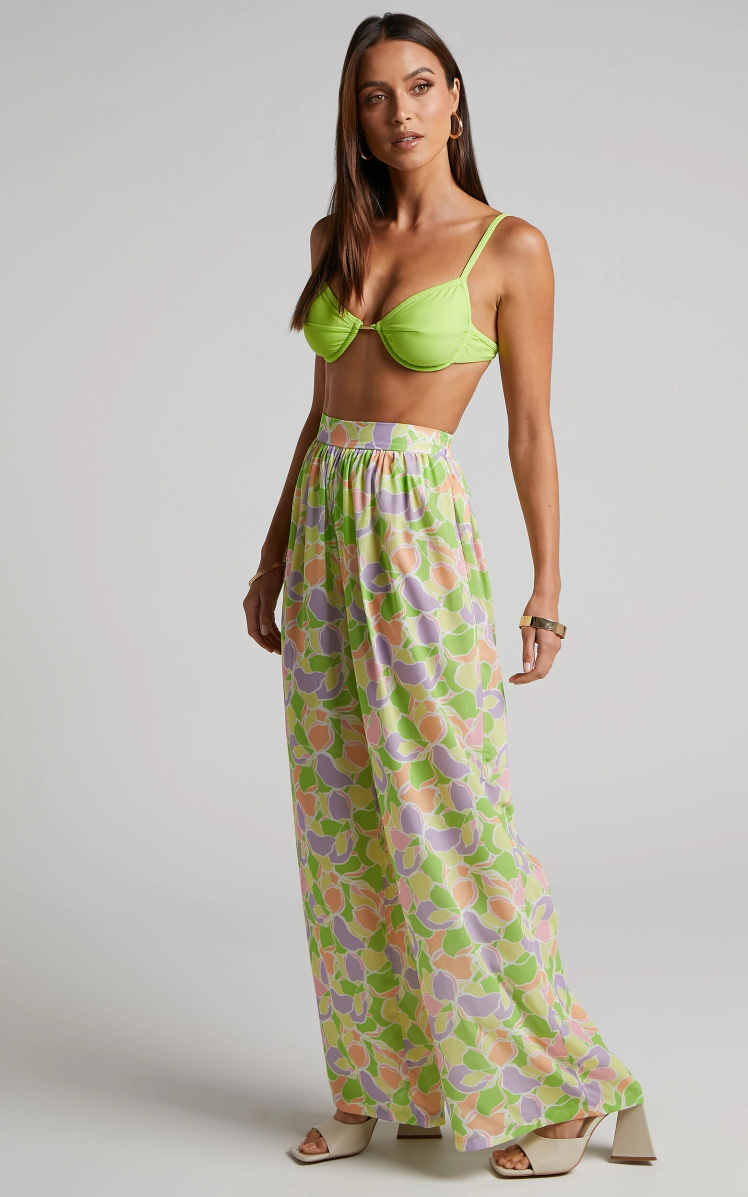 Showpo Sunny Beach Pants - Wide Leg Pants In Fresca Print 4 Showpo Sunny Beach Pants - Wide Leg Pants In Fresca Print - Image 4
