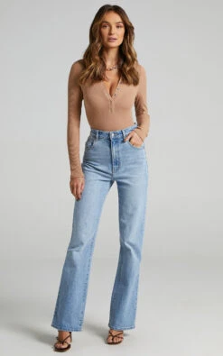 Showpo Tatem Longsleeve Button Front Bodysuit In Mocha 11 Showpo Tatem Longsleeve Button Front Bodysuit In Mocha -Showpo Women's Clothing Store Tatem Longsleeve Button Front Bodysuit in Mocha ST2106004602 1