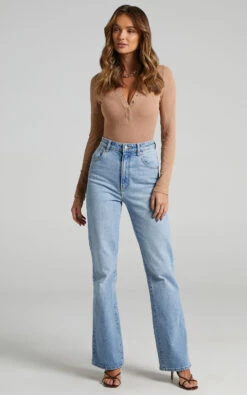 Showpo Tatem Longsleeve Button Front Bodysuit In Mocha 13 Showpo Tatem Longsleeve Button Front Bodysuit In Mocha -Showpo Women's Clothing Store Tatem Longsleeve Button Front Bodysuit in Mocha ST2106004602 3