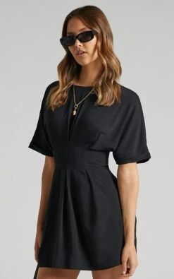 Showpo Freyah Dress In Black 15 Showpo Freyah Dress In Black -Showpo Women's Clothing Store freyahdressblack sd21010047 4