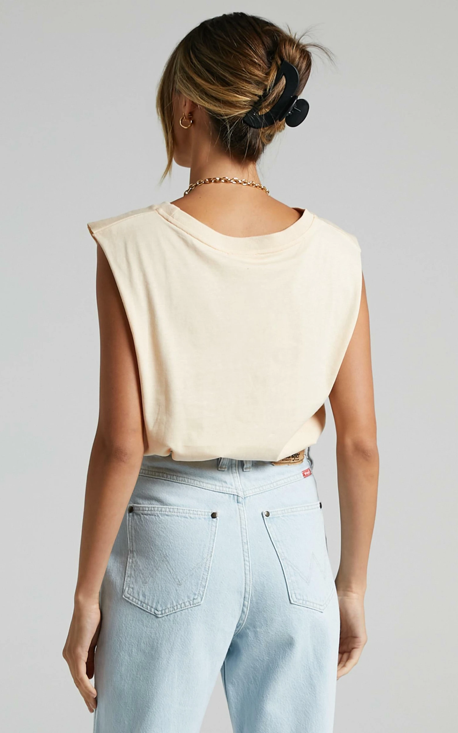 Showpo Gia Tee In Nude 8 Showpo Gia Tee In Nude - Image 8