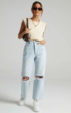 Showpo Gia Tee In Nude 13 Showpo Gia Tee In Nude -Showpo Women's Clothing Store giateeinnude s012669 3