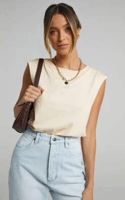 Showpo Gia Tee In Nude 17 Showpo Gia Tee In Nude -Showpo Women's Clothing Store giateeinnude s012669 6