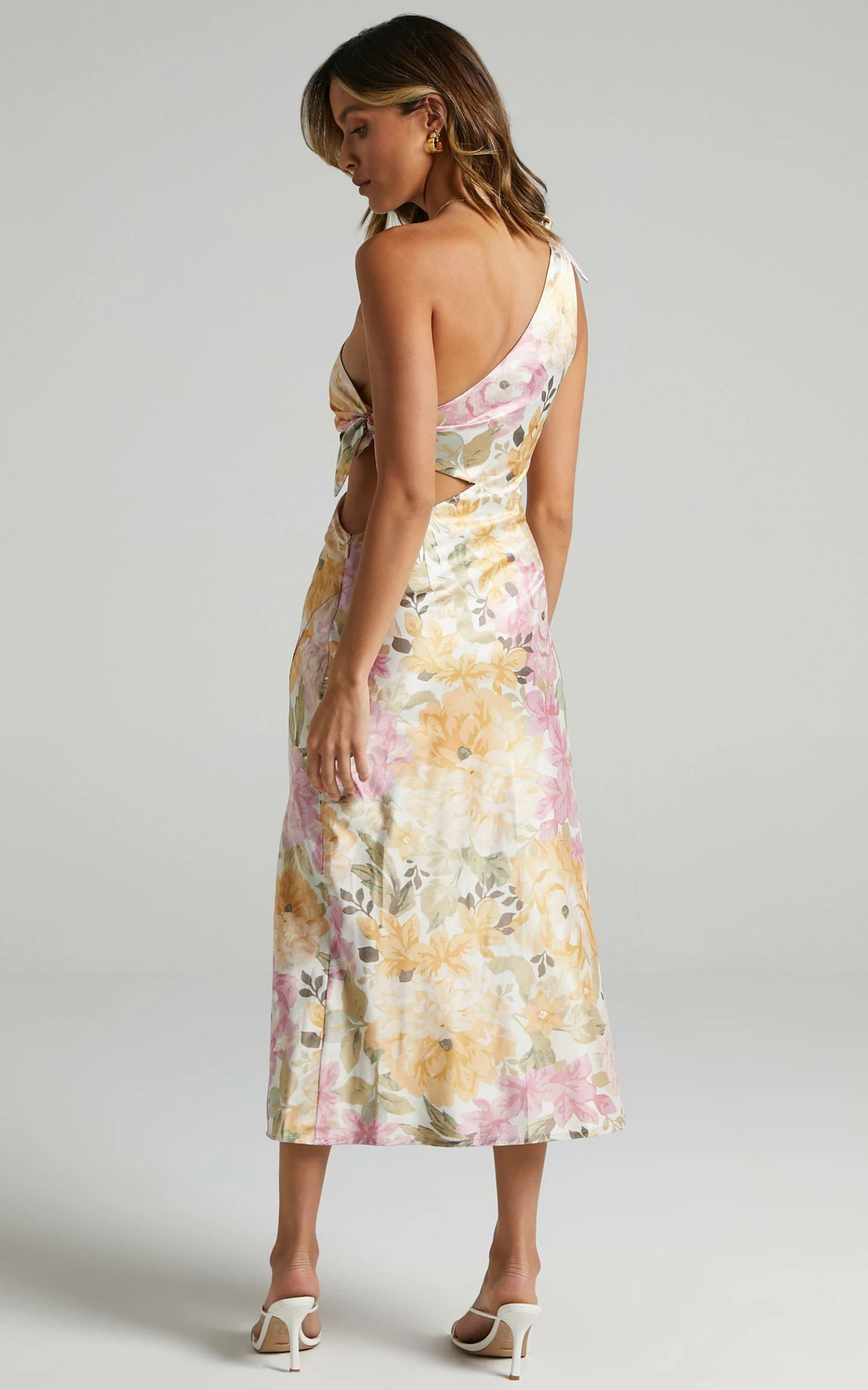 Showpo Glaucus Dress In Elegant Rose 7 Showpo Glaucus Dress In Elegant Rose - Image 7