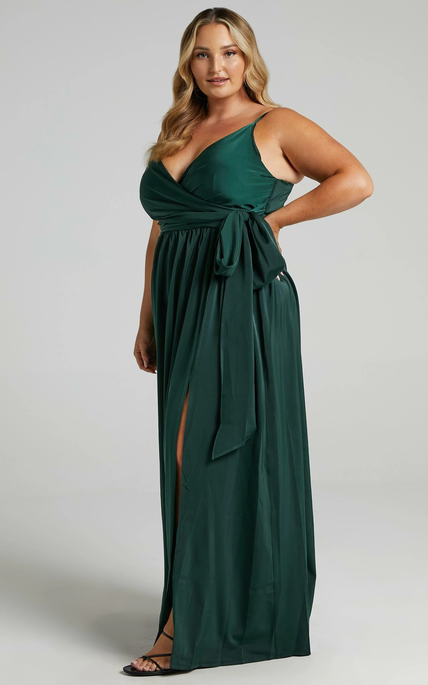 Showpo Revolve Around Me Dress In Emerald 5 Showpo Revolve Around Me Dress In Emerald - Image 5