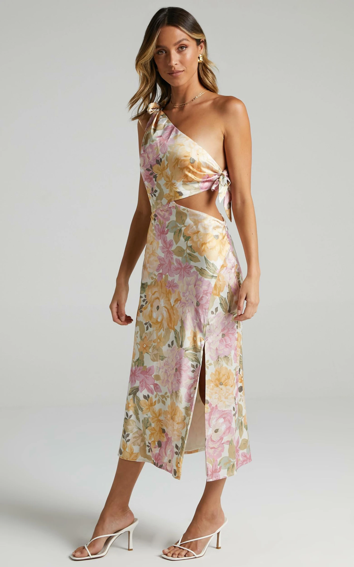Showpo Glaucus Dress In Elegant Rose 3 Showpo Glaucus Dress In Elegant Rose - Image 3